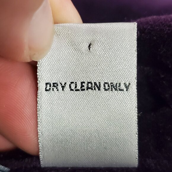 Chicos Womens Emboriderd Velvet Cropped Jacket Size M Purple Whimsigoth Artsy - Picture 5 of 9